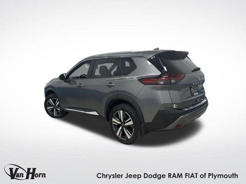 2022 Nissan Rogue SL