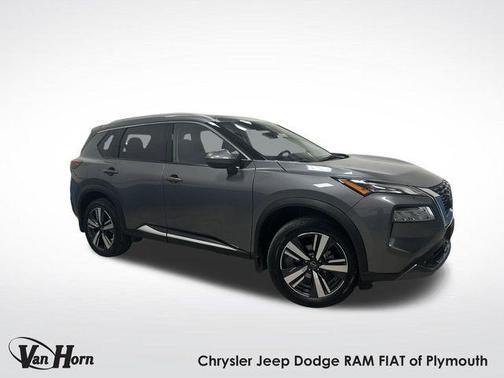 2022 Nissan Rogue SL