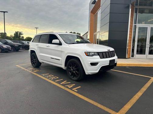 2021 Jeep Grand Cherokee Laredo