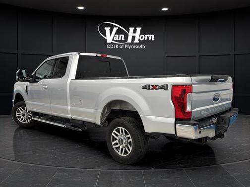 Ingot Silver 2019 Ford F-250 Lariat