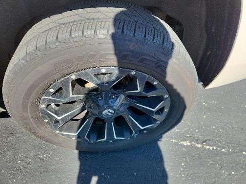 White Diamond Tricoat 2015 Chevrolet Tahoe LT