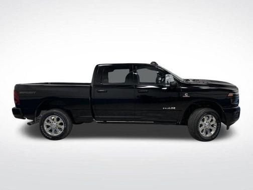 2025 RAM 2500 Laramie Crew Cab 4x4 6'4' Box