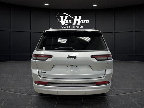 Silver Zynith 2026 Jeep Grand Cherokee L Limited