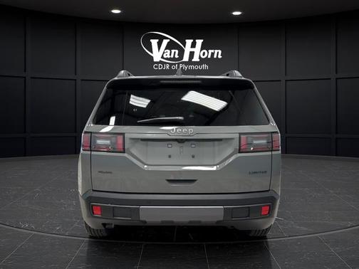 Sting-Gray Clearcoat 2026 Jeep Cherokee Limited