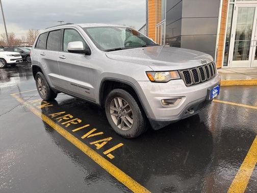2016 Jeep Grand Cherokee 75th Anniversary