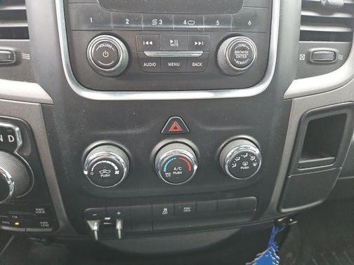 2015 RAM 1500 Tradesman/Express