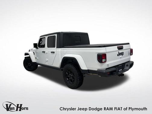 2022 Jeep Gladiator Sport