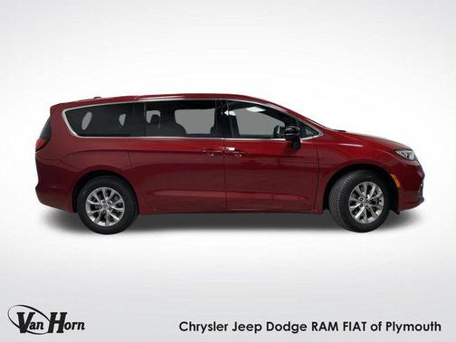 2025 Chrysler Pacifica L