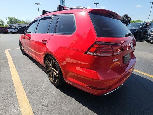 2019 Volkswagen Golf SportWagen TSI S