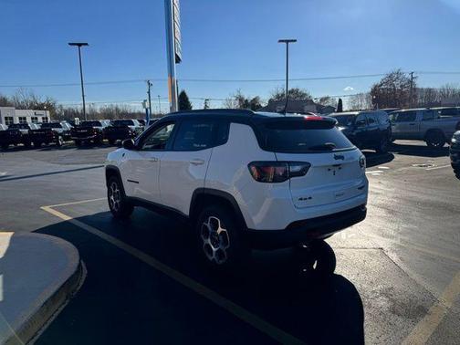 2022 Jeep Compass Trailhawk