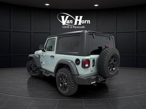 Earl Clearcoat 2023 Jeep Wrangler Willys