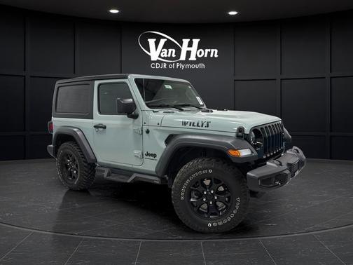 Earl Clearcoat 2023 Jeep Wrangler Willys