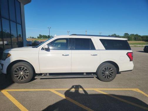White 2019 Ford Expedition Max Limited