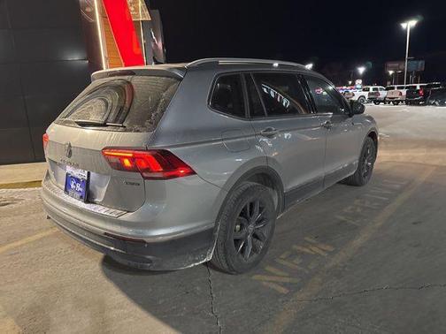 2022 Volkswagen Tiguan 2.0T SE 4MOTION