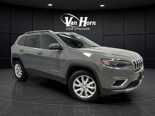 Sting-Gray Clearcoat 2021 Jeep Cherokee Limited