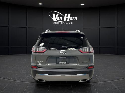 Sting-Gray Clearcoat 2021 Jeep Cherokee Limited
