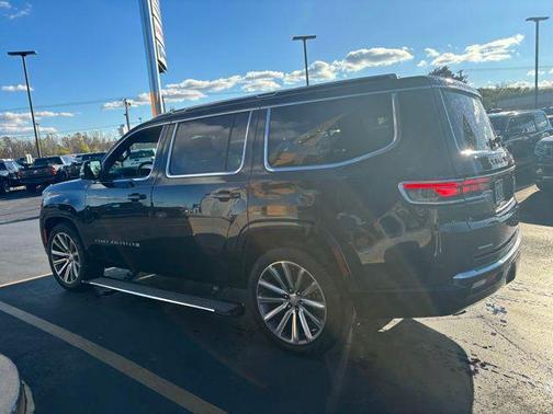 2023 Jeep Grand Wagoneer Series II 4x4