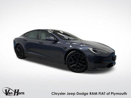 2022 Tesla Model S Base