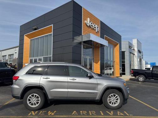 2019 Jeep Grand Cherokee Laredo