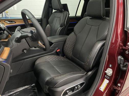 2024 Jeep Grand Cherokee L Summit Reserve