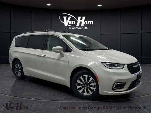 2021 Chrysler Pacifica Hybrid Touring L