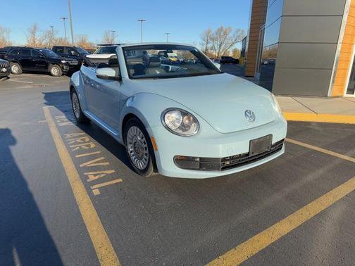 2016 Volkswagen Beetle 1.8T S