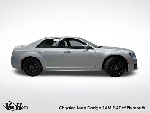 2022 Chrysler 300 S