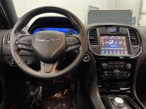 2022 Chrysler 300 S