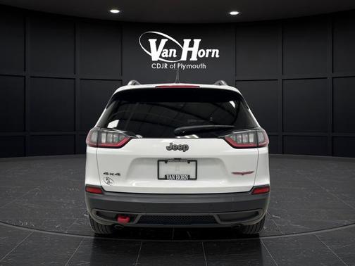 Bright White Clearcoat 2020 Jeep Cherokee Trailhawk