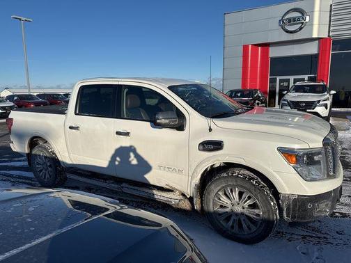 2017 Nissan Titan Platinum Reserve
