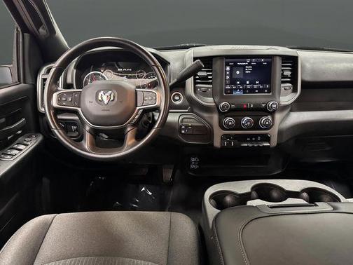 2024 RAM 3500 Tradesman Crew Cab 4x4 6'4' Box