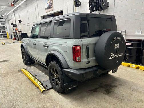 2022 Ford Bronco Black Diamond