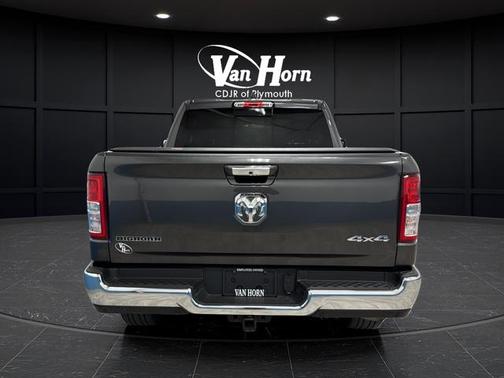 Granite Crystal Metallic Clearcoat 2020 RAM 1500 Big Horn/Lone Star
