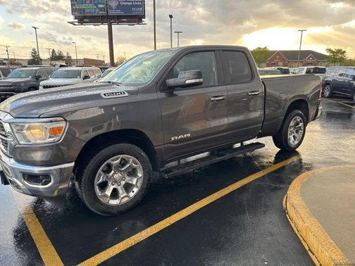 Granite Crystal Metallic Clearcoat 2020 RAM 1500 Big Horn/Lone Star