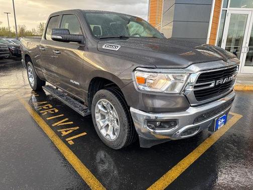 Granite Crystal Metallic Clearcoat 2020 RAM 1500 Big Horn/Lone Star