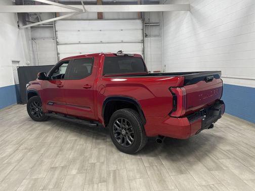 2024 Toyota Tundra Hybrid Platinum