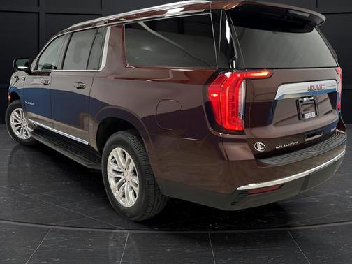 Redwood Metallic 2022 GMC Yukon XL SLT