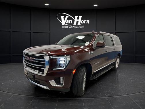 Redwood Metallic 2022 GMC Yukon XL SLT