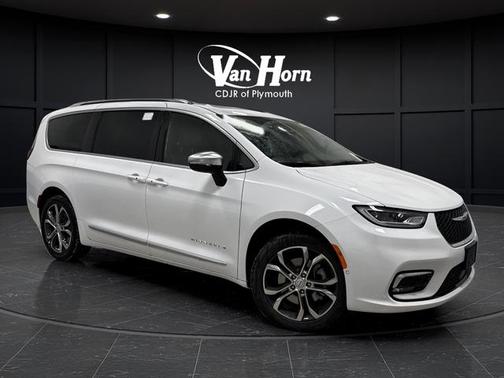 2026 Chrysler Pacifica L