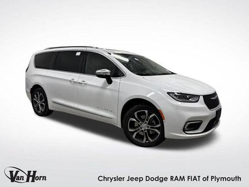 2026 Chrysler Pacifica L