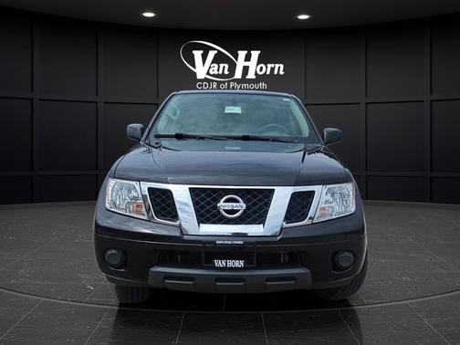 Magnetic Black Pearl 2019 Nissan Frontier SV