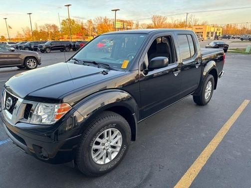 Magnetic Black Pearl 2019 Nissan Frontier SV