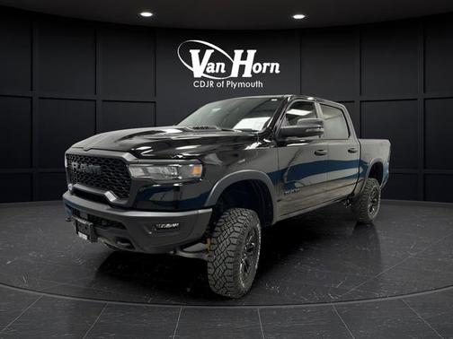 Diamond Black Crystal Pearlcoat 2025 RAM 1500 Rebel