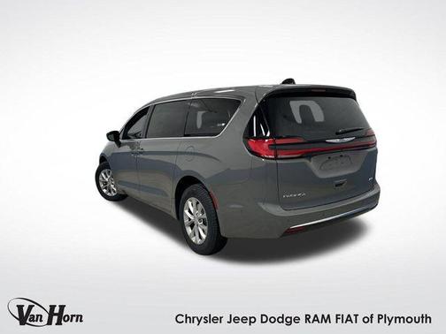 2025 Chrysler Pacifica L