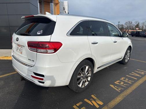 Snow White Pearl 2016 Kia Sorento SX