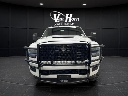 Bright White Clearcoat 2024 RAM 2500 Laramie Crew Cab 4x4 6'4' Box