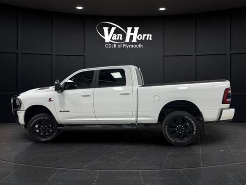 Bright White Clearcoat 2024 RAM 2500 Laramie Crew Cab 4x4 6'4' Box