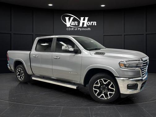 Billet Silver Metallic Clearcoat 2025 RAM 1500 Laramie