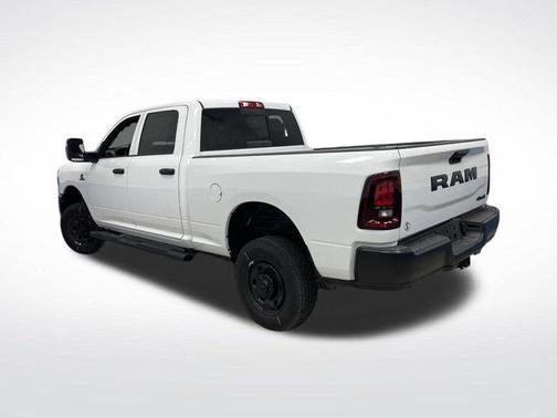2025 RAM 2500 Tradesman Crew Cab 4x4 6'4' Box