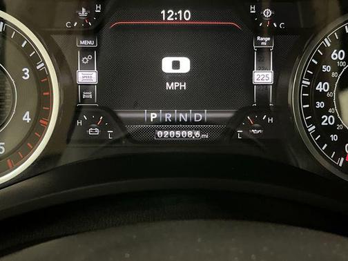 2022 RAM 2500 Tradesman Crew Cab 4x4 6'4' Box